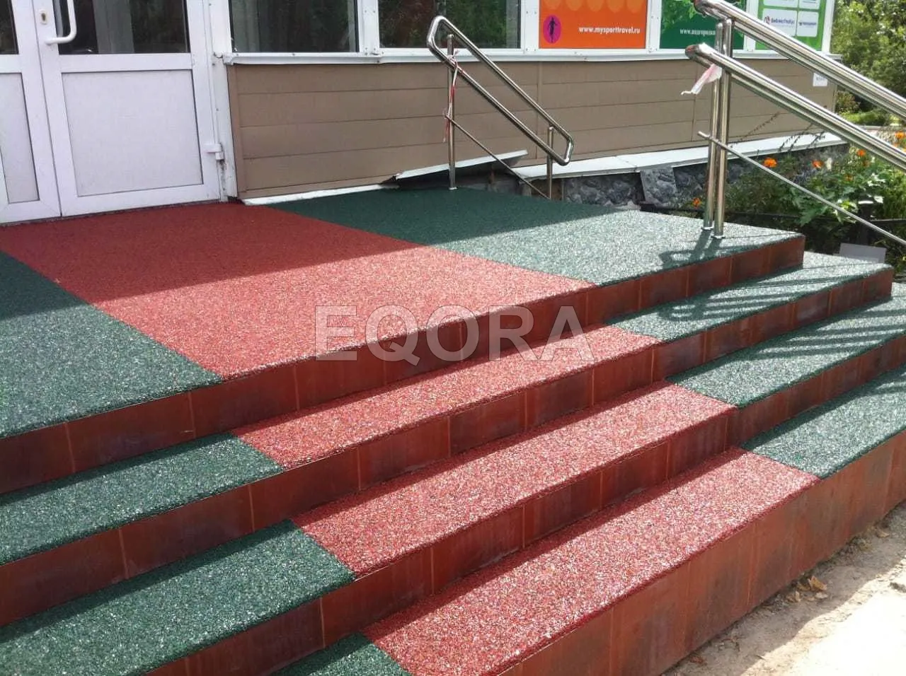 Резиновое покрытие на травмоопасные участки из резиновой крошки в Электростали